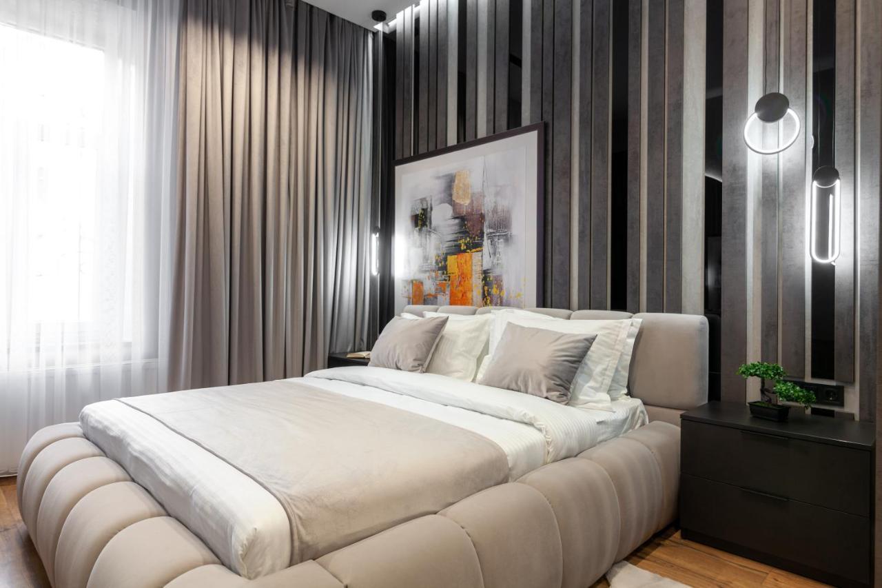 Dream Apartament On Drahomanova Street Lviv Eksteriør billede