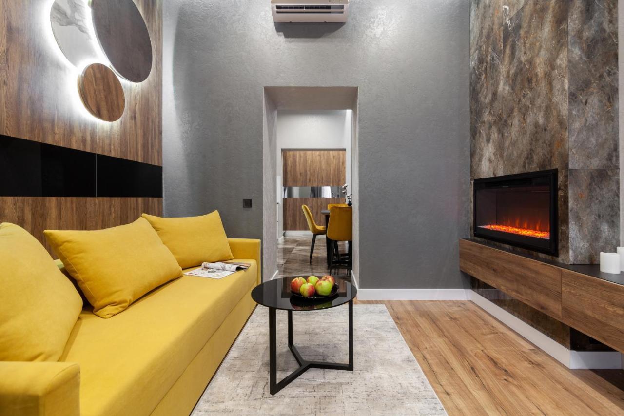 Dream Apartament On Drahomanova Street Lviv Eksteriør billede