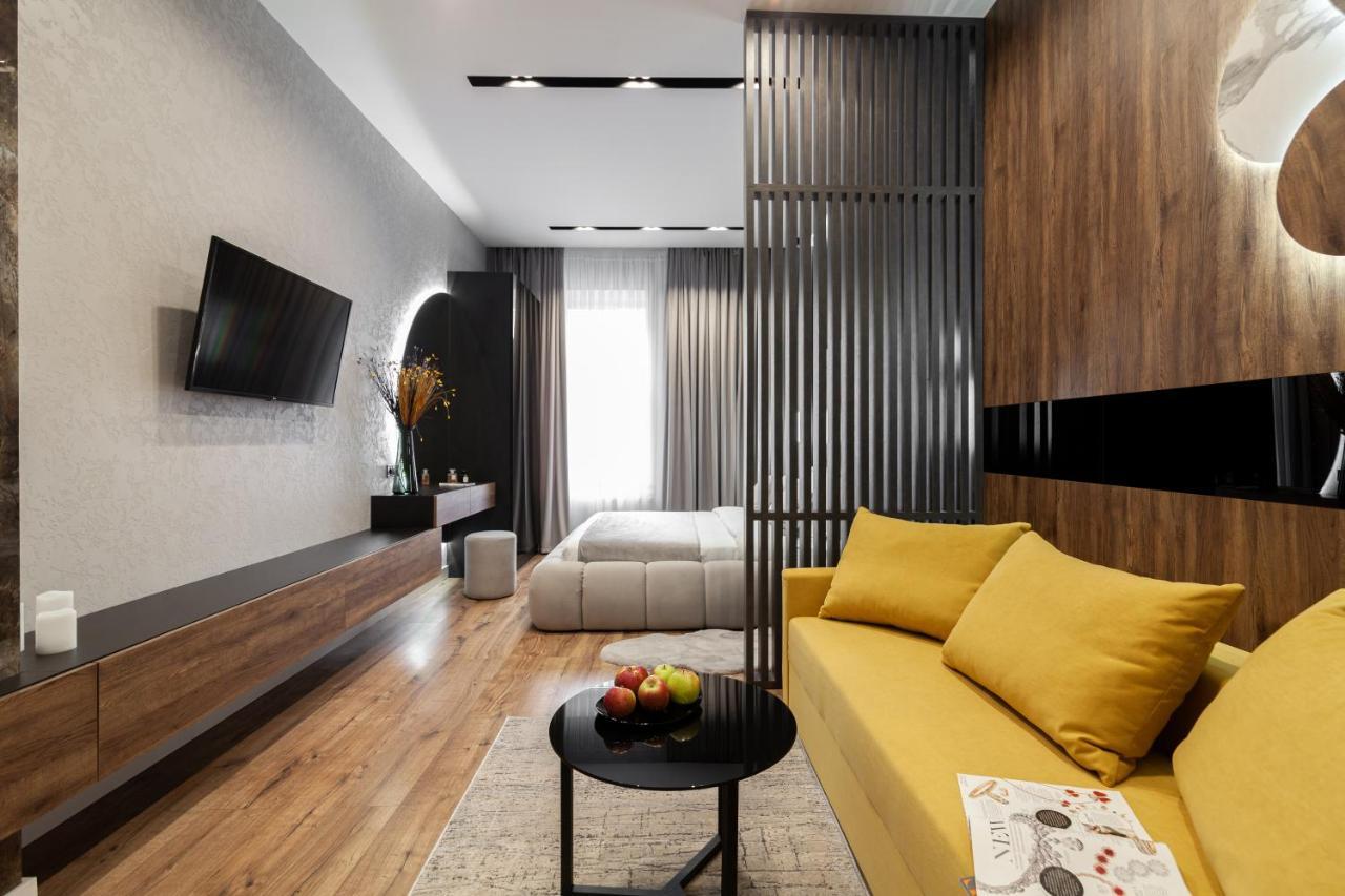 Dream Apartament On Drahomanova Street Lviv Eksteriør billede