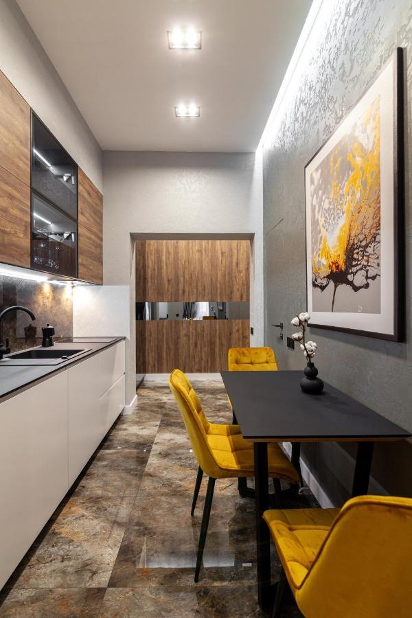 Dream Apartament On Drahomanova Street Lviv Eksteriør billede